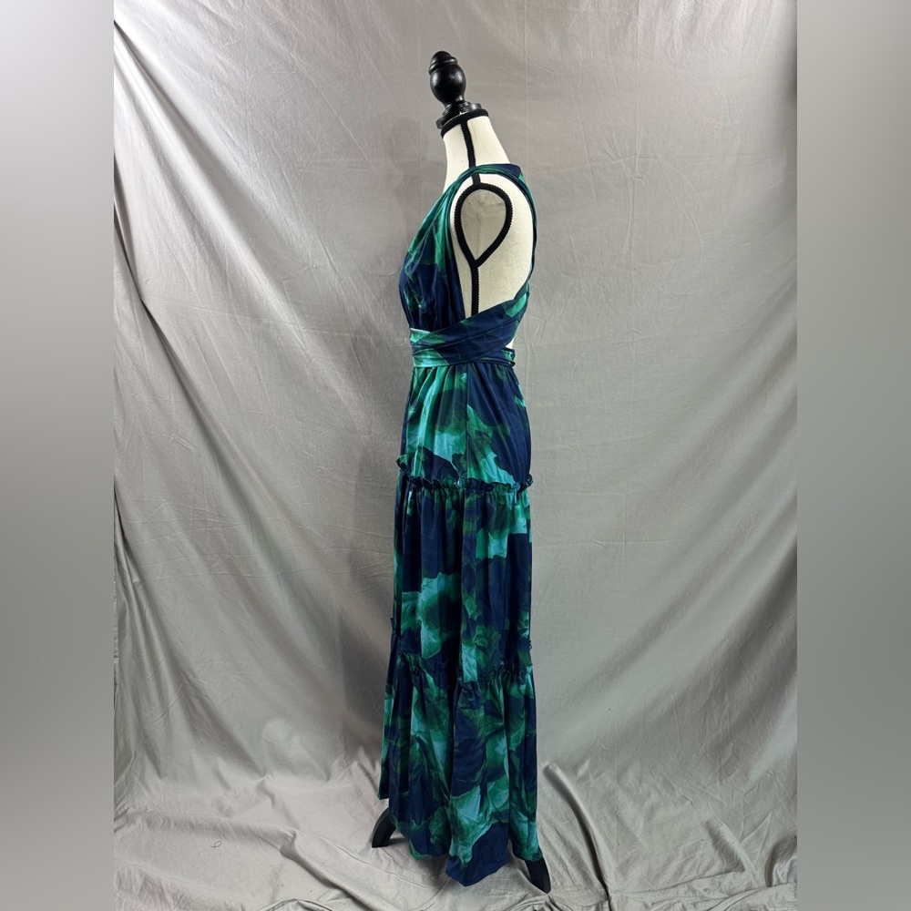 Boho Low Cut V Neck Backless Dress - Picture 7 of 8